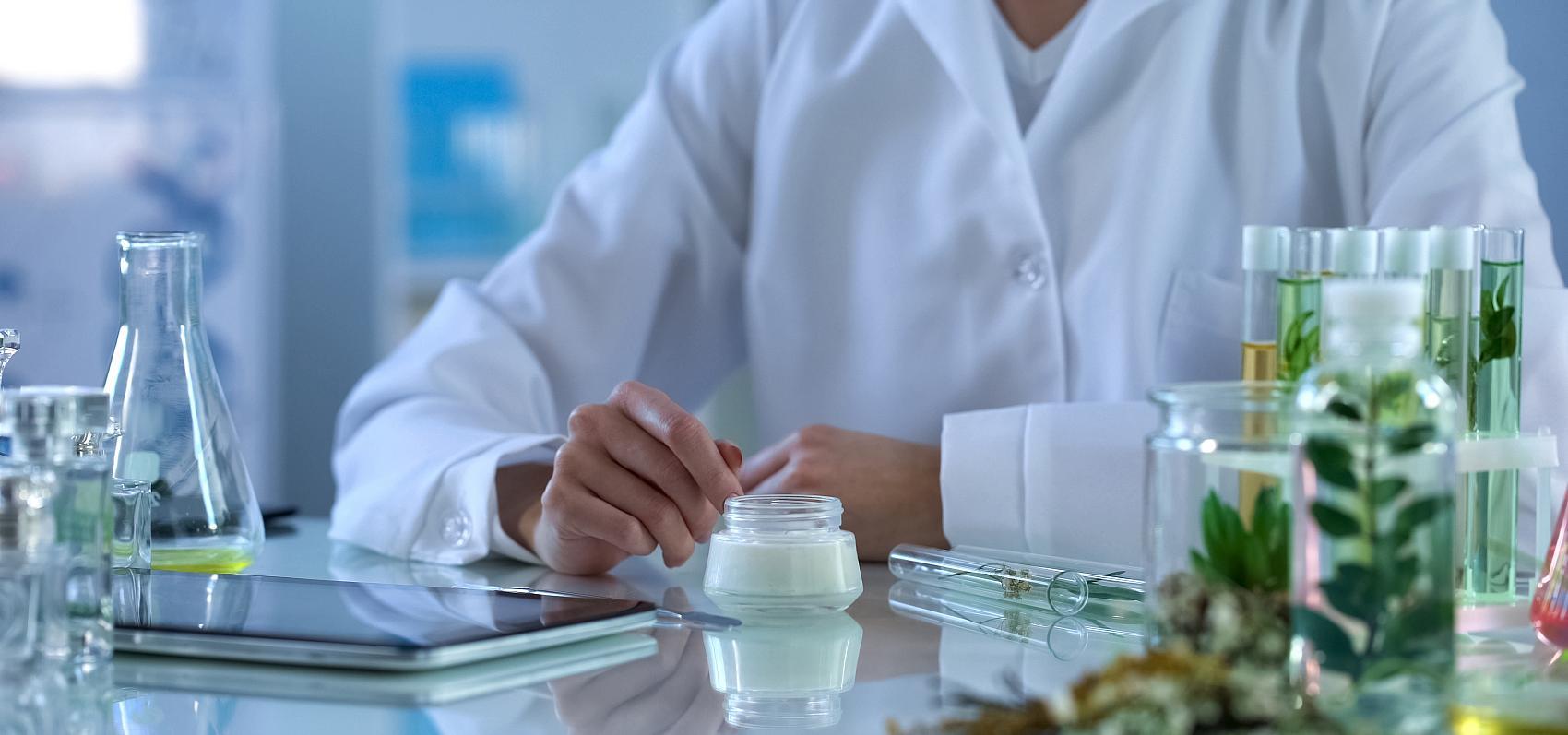 農用生物綜合服務商